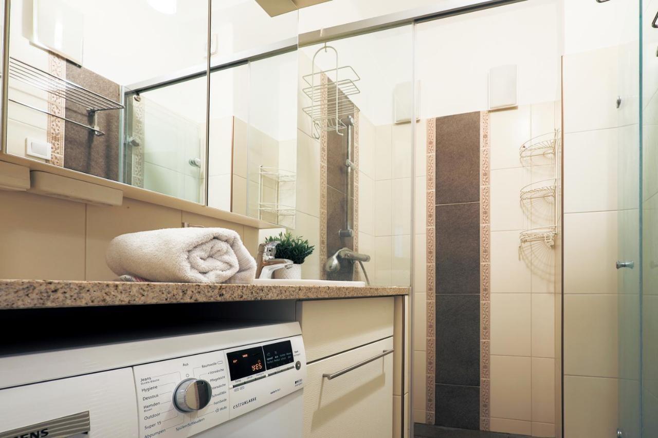 Downtown Vintage Home By Bella บูดาเปสต์ ภายนอก รูปภาพ